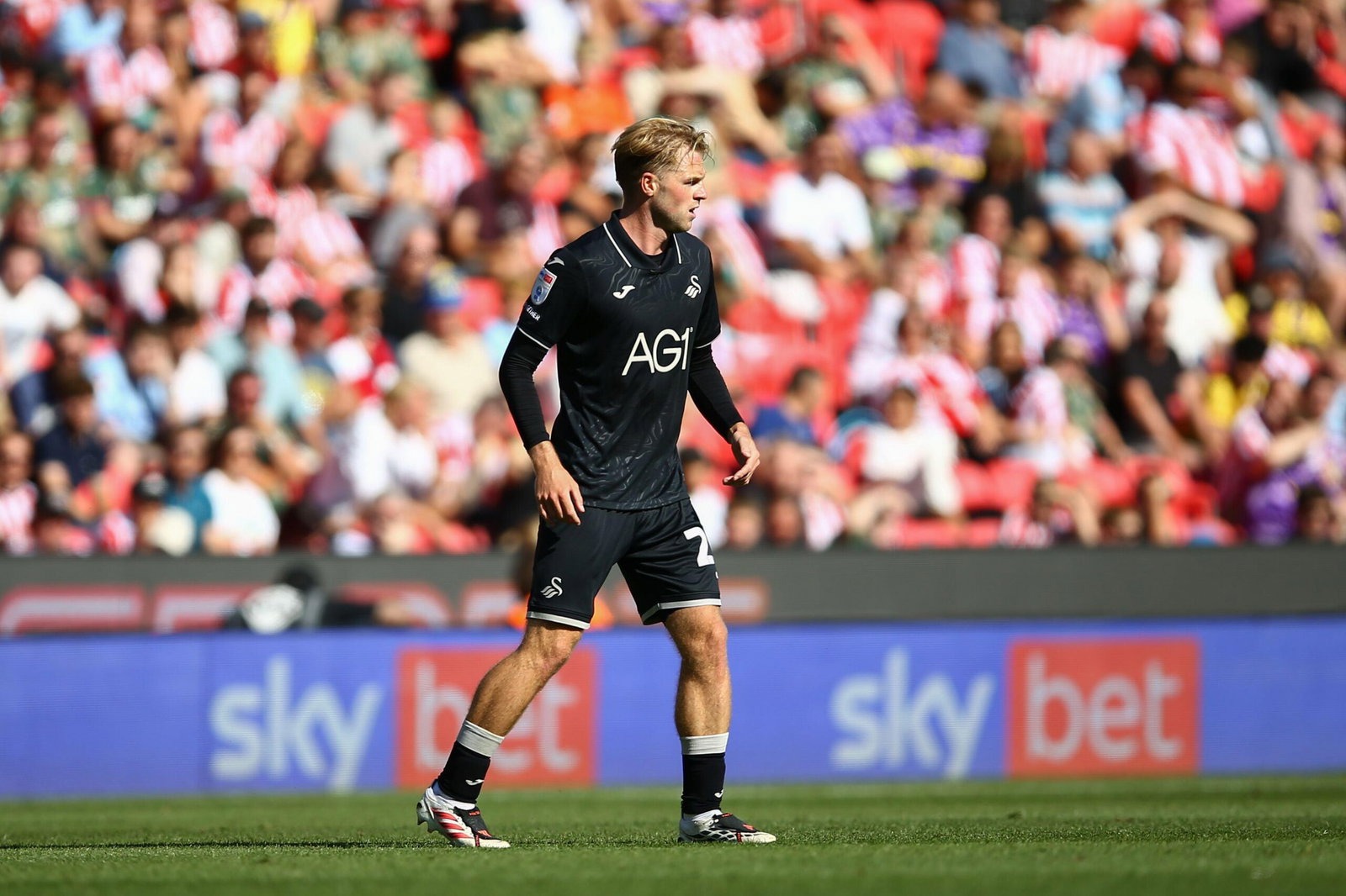 bet365 Stadium, Stoke, England - 15th August 2026Stephen Welsh (23) of Swansea City - during the game Stoke City v Swansea City, EFL Championship, 2026/27, bet365 Stadium, Stoke, England - 15th August 2026 Credit: Arthur Haigh/WhiteRosePhotos/Alamy Live