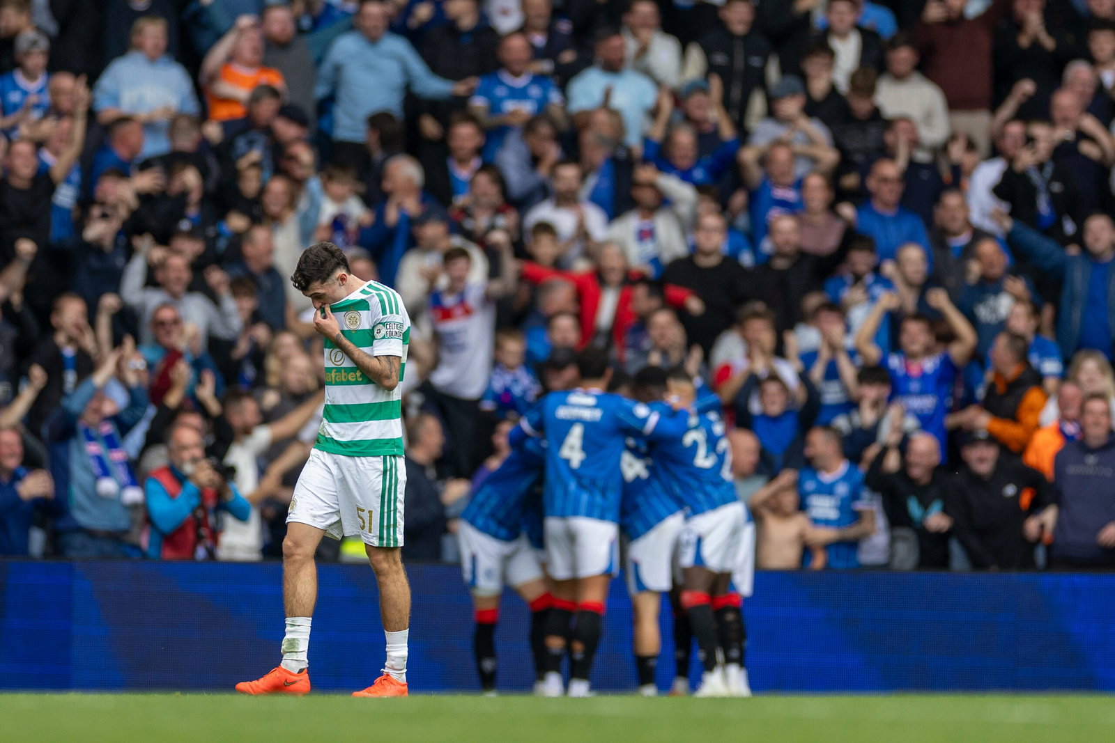 Spiers Calls Out Ugly Ibrox Chants Aimed at Martin O’Neill